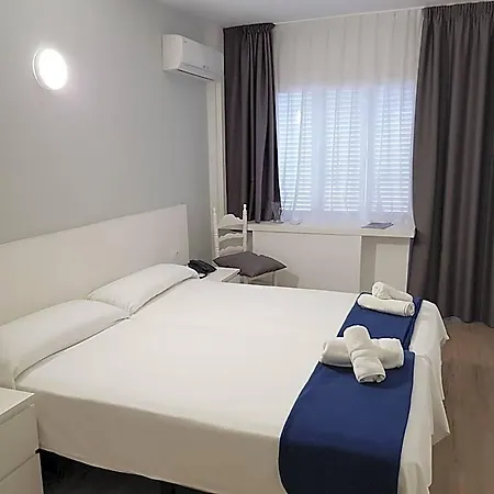 Victoria فندق يوريت دي مار