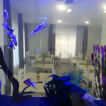 Victoria فندق يوريت دي مار