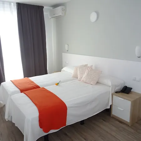 Hotel Victoria - Lloret 3*